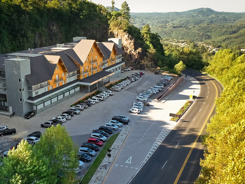 Sky Palace Hotel